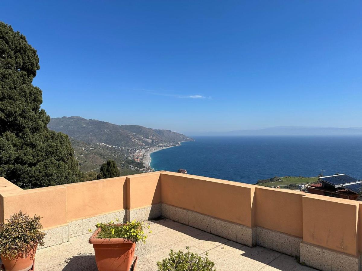 Mira Taormina Rooms Eksteriør billede