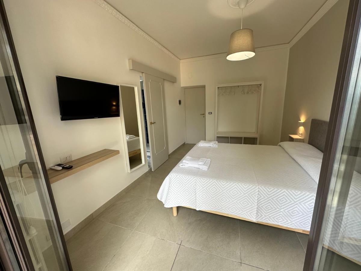 Mira Taormina Rooms Eksteriør billede